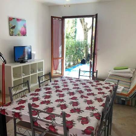 Blu Marlin Natural Free לידו אדריאנו