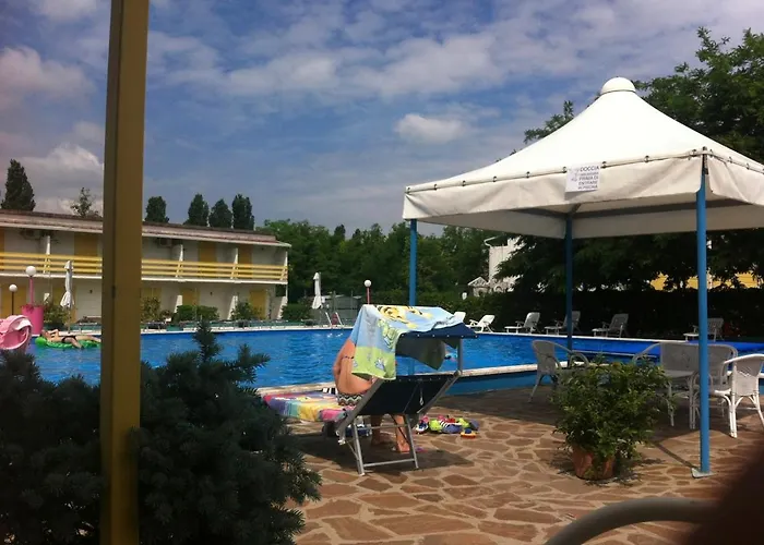 Apartmanhotel Blu Marlin Natural Free 3*