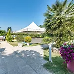 Ξενοδοχείο με διαμερίσματα Blu Marlin Natural Free Lido Adriano