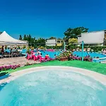 Blu Marlin Natural Free Ξενοδοχείο με διαμερίσματα 3*